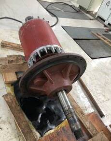 南京潜水轴流泵维护(2)