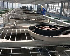 冷却塔维修维保施工现场